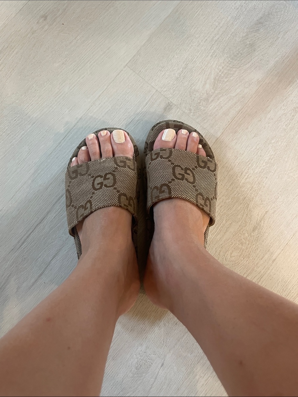 Brown and tan slide sandals. - Picture 2 of 7